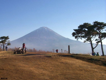 ���ォ��̕x�m�R